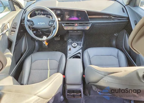 2024 Kia Niro Wind z USA, uszkodzony, nr VIN KNDCR3L16R5086701